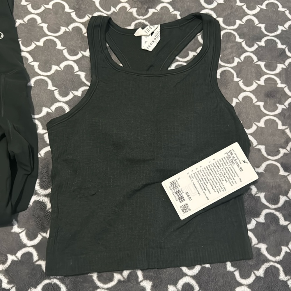 Lululemon size 6 Ebb to  Street RB crop tank top new tag